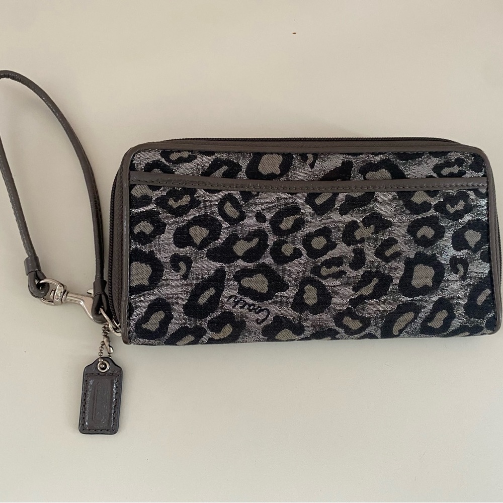 Coach Leopard Wallet - Picture 2 of 4